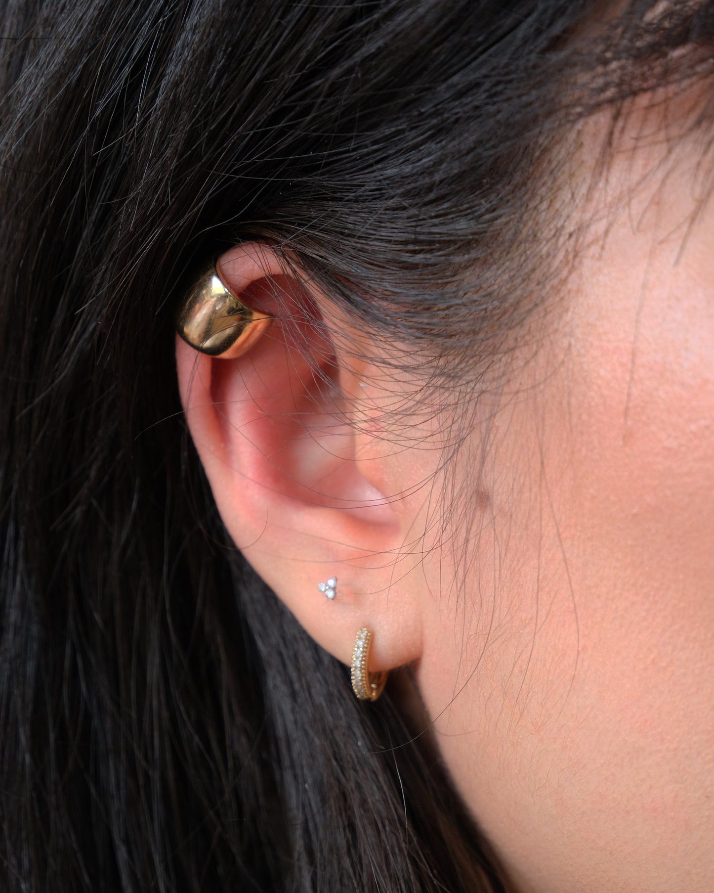 SIMPLE CHUNKY EAR CUFF