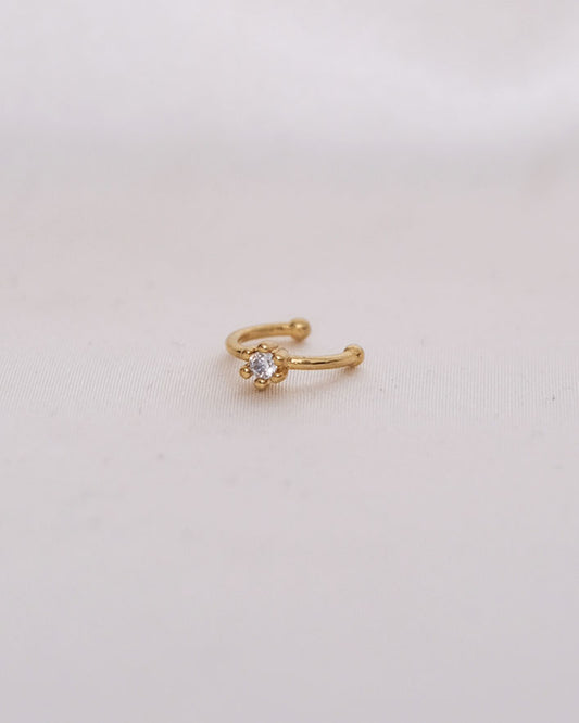 SOLITAIRE CUBIC ZIRCONIA EAR CUFF