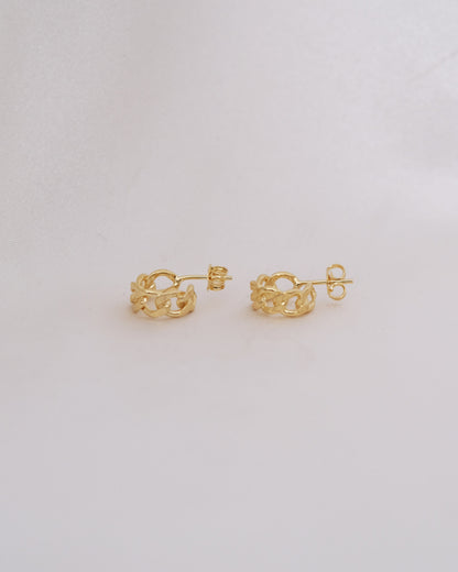 PETITE C-HOOP CHAIN EARRINGS