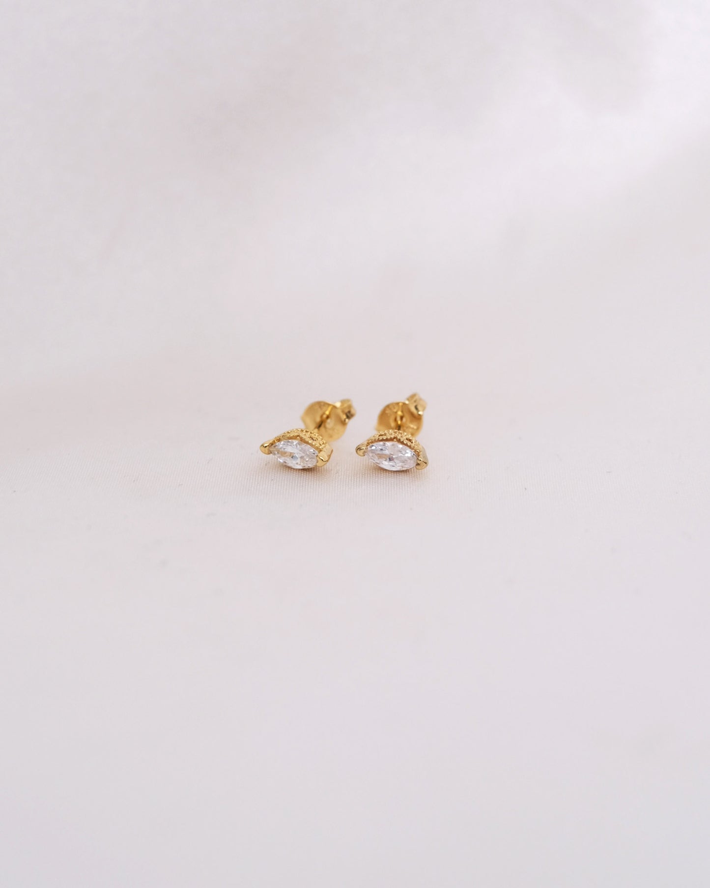 VINTAGE MARQUISE STUDS