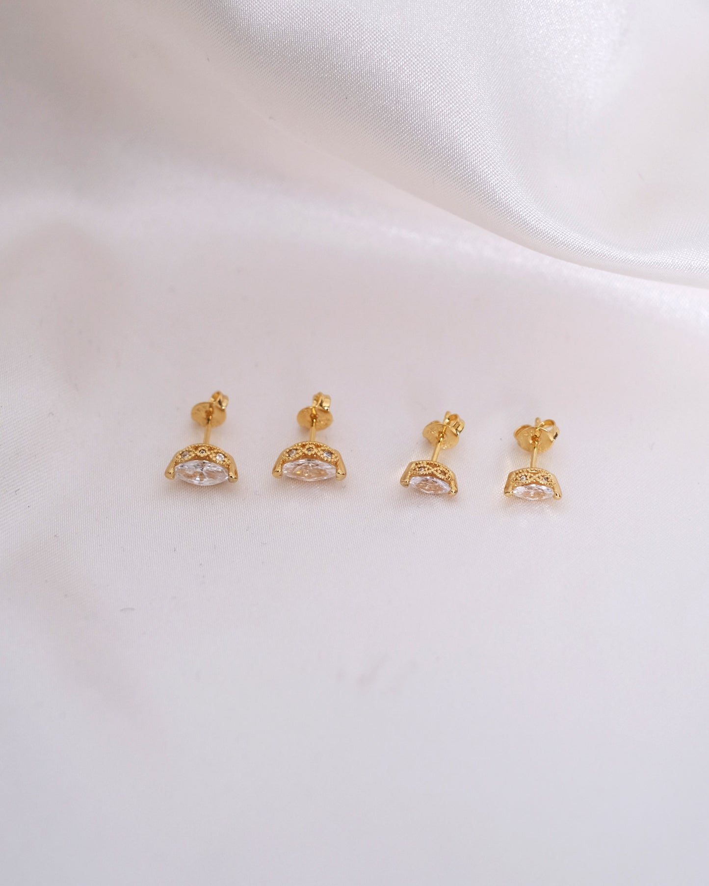 VINTAGE MARQUISE STUDS