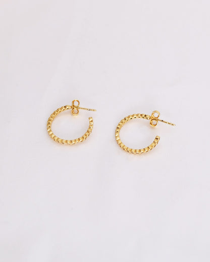 C-STYLE CUBIC ZIRCONIA BEZEL HOOPS