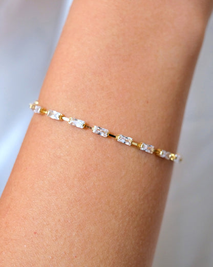 CUBIC ZIRCONIA BAQUETTE BRACELET