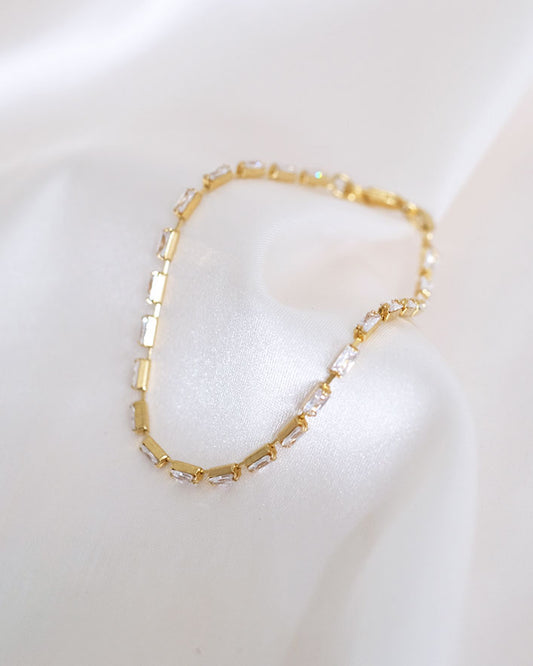 CUBIC ZIRCONIA BAQUETTE BRACELET